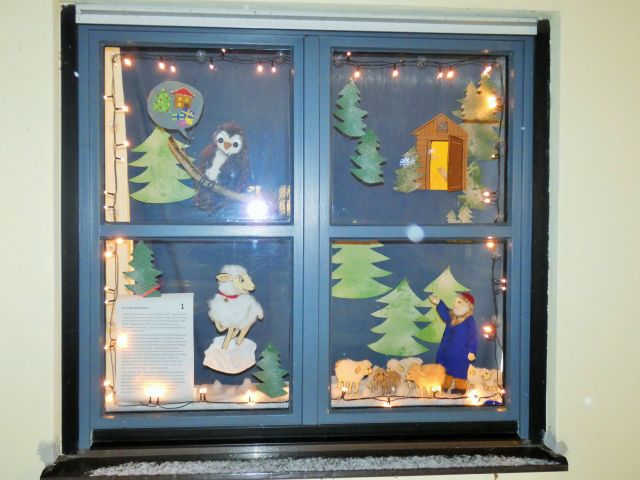 2021_12_01_weihnachtsfenster1_P1230123
